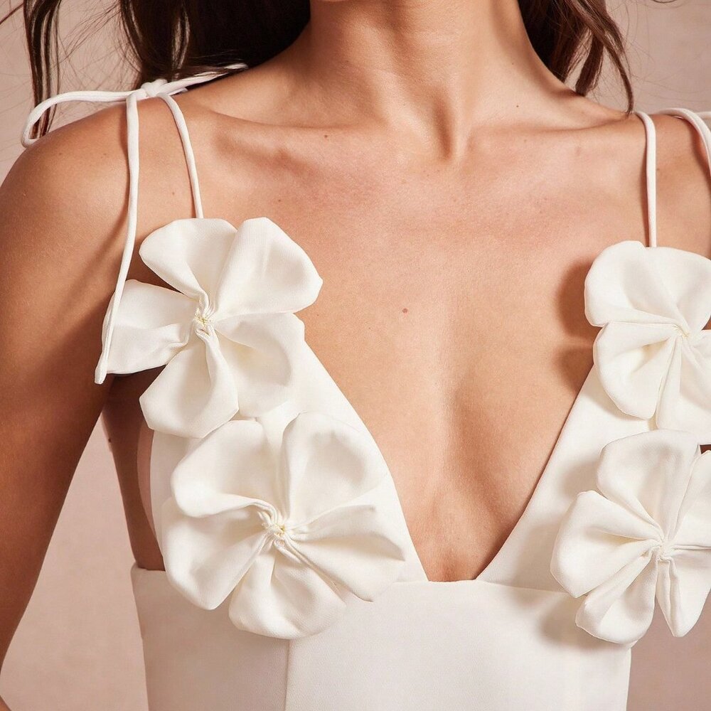 White Sexy Women's Flower Mini Dress - Picture 3 of 5